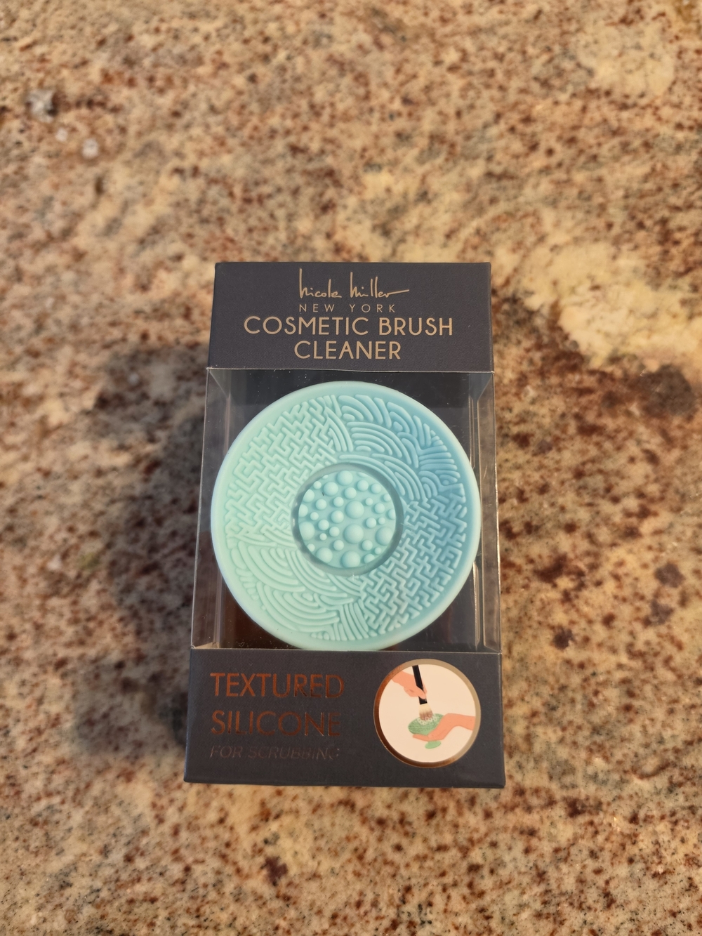 Nicole Miller Mint Cosmetic Brush Cleaner Silicone Pad